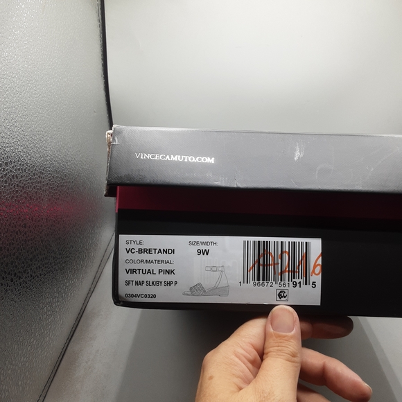 Vince Camuto Pink Woven Wedge Sandals 9W - Picture 9 of 9